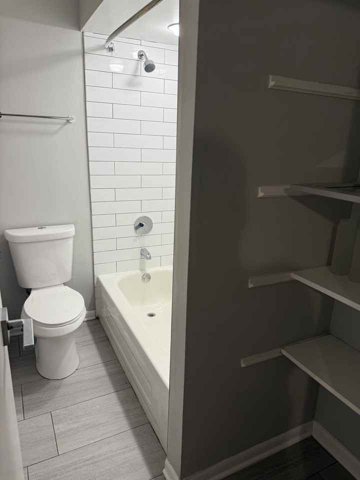 Buena Park Apts Available! - Photo 7 of 7