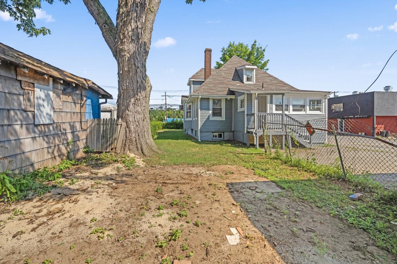 1159 Mcbride Ave #NA - Photo 3 of 17
