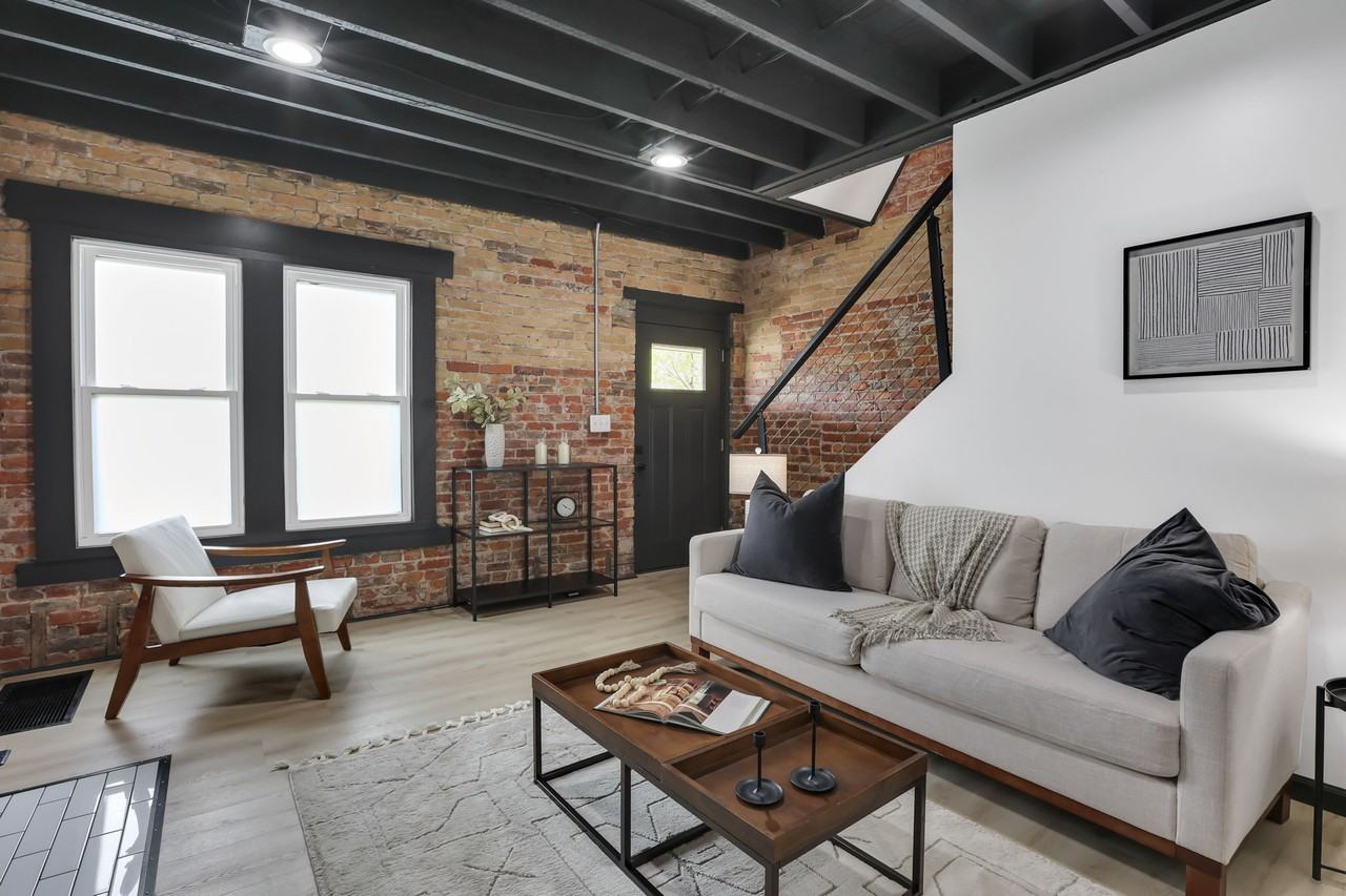 1010 Bruck St #1010 - Photo 7 of 32