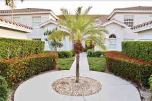 6910 Satinleaf Rd N #202 - Photo 1 of 1