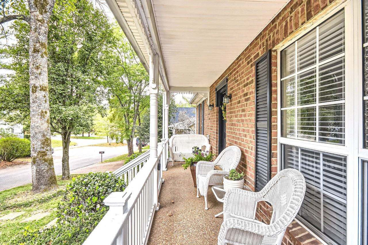 117 Southampton Ct #NA - Photo 2 of 24