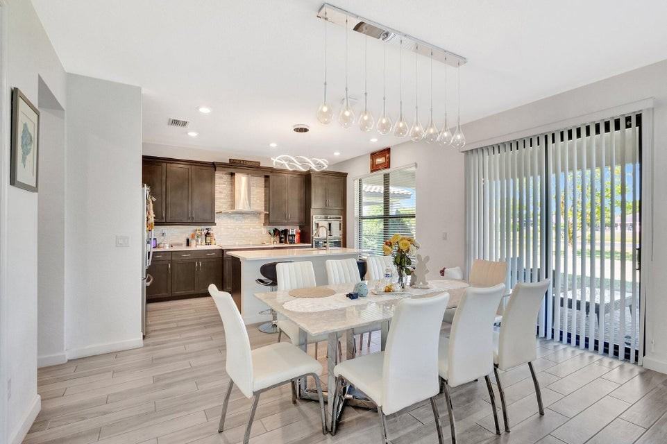 3244 Dunning Dr - Photo 2 of 8