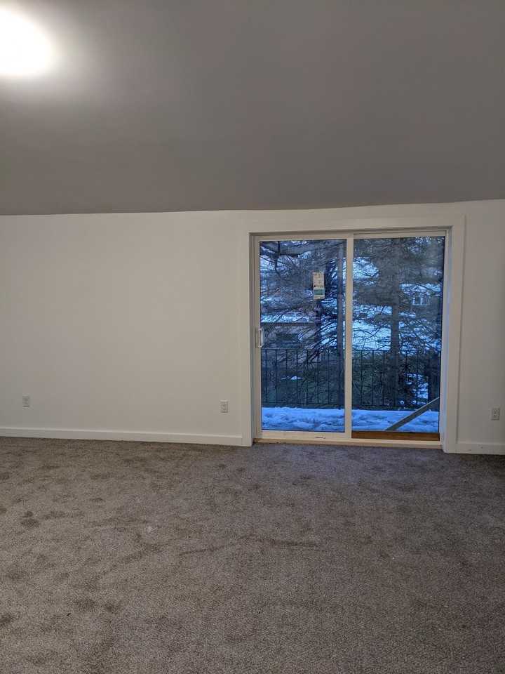 300 Lakeview Ave - Photo 3 of 42