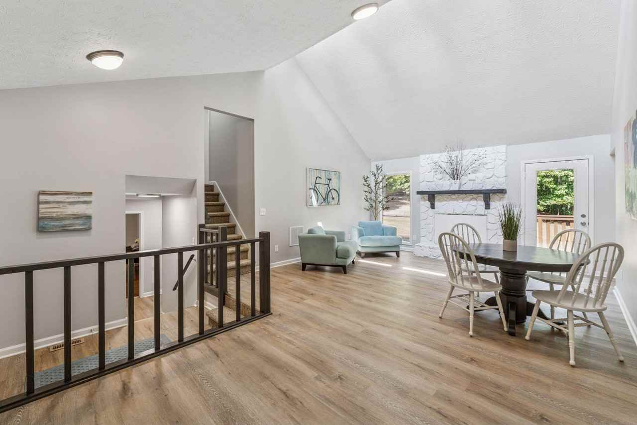 N Victoria Rd - Photo 2 of 6