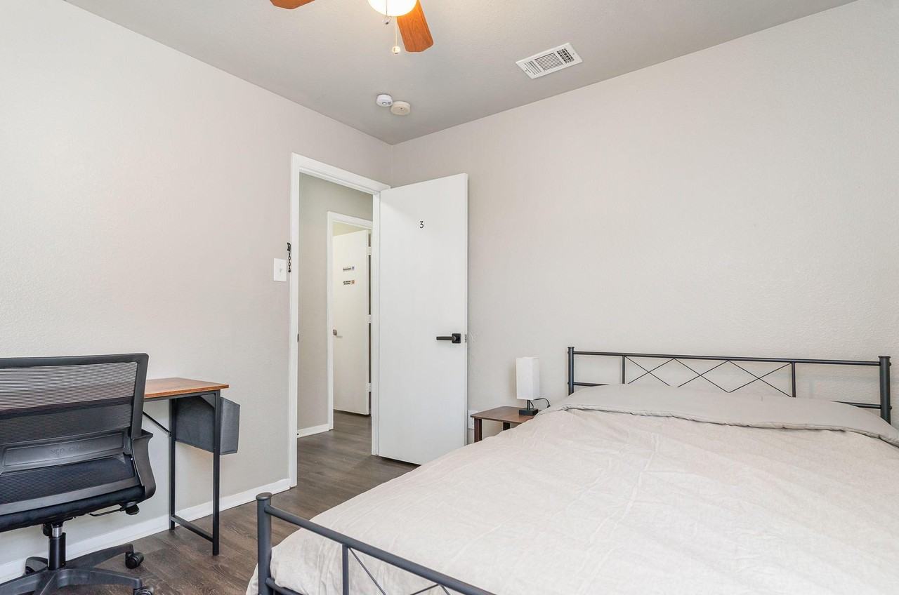 Granbury Rd - Photo 3 of 13