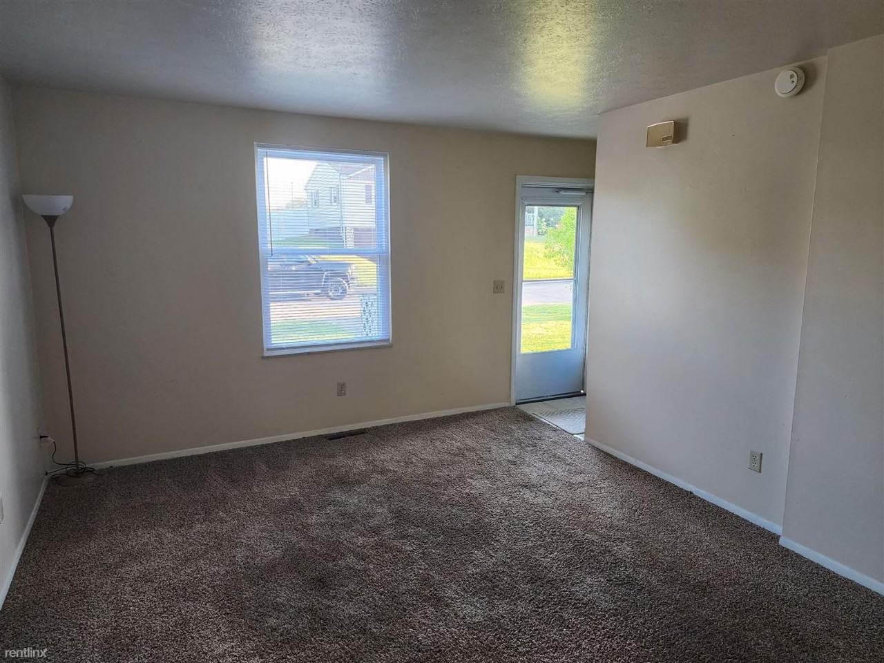 2424 Valley Rd - Photo 2 of 6