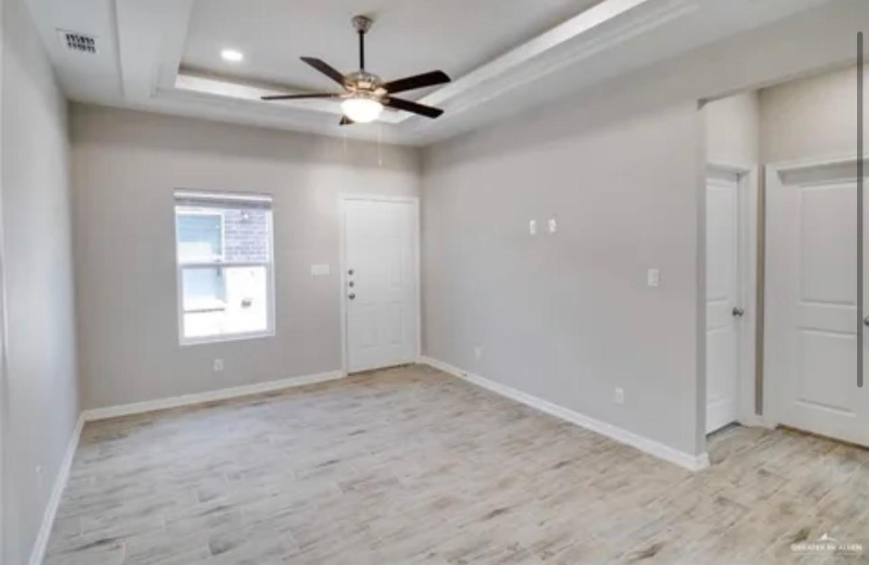 808 W Sunset Valley St #2 - Photo 2 of 5