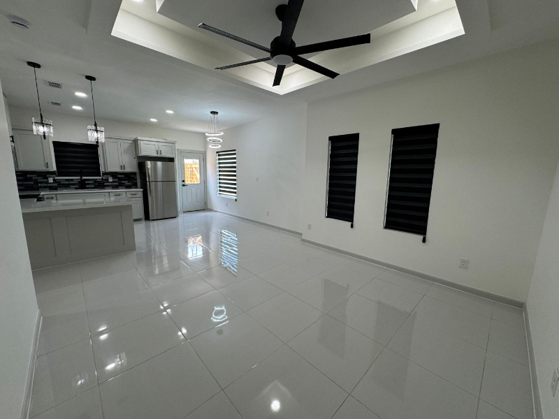 2421 Indian Hl #3 - Photo 3 of 10