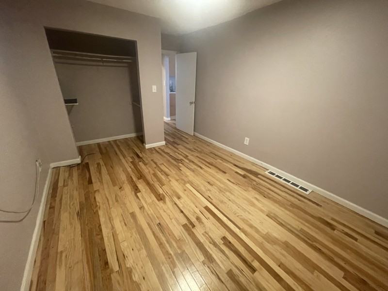 509 Park Ave - Photo 7 of 12