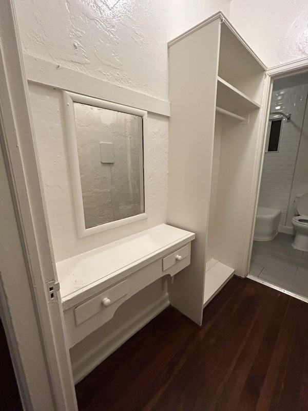 1523 N Mccadden Pl - Photo 7 of 15