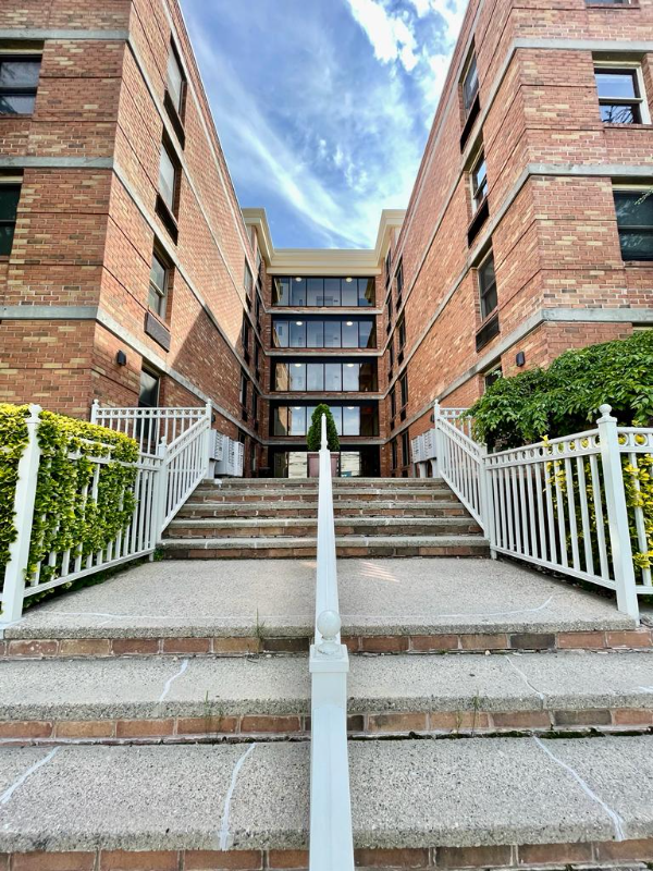 22 W 25th St #2G - Photo 6 of 7