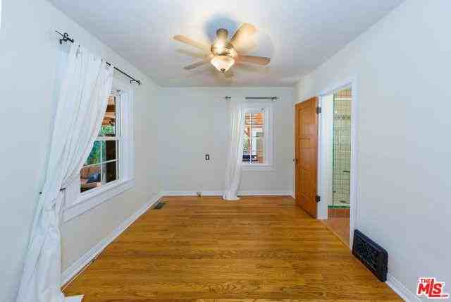 1335 Moncado Dr - Photo 3 of 8