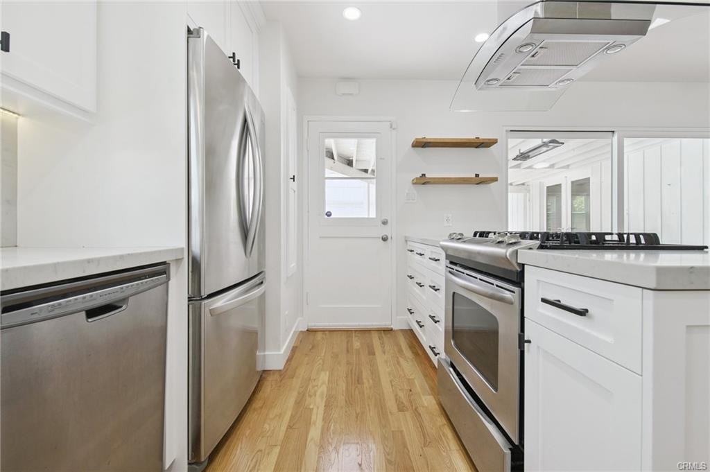 1200 Magnolia Ave - Photo 2 of 8