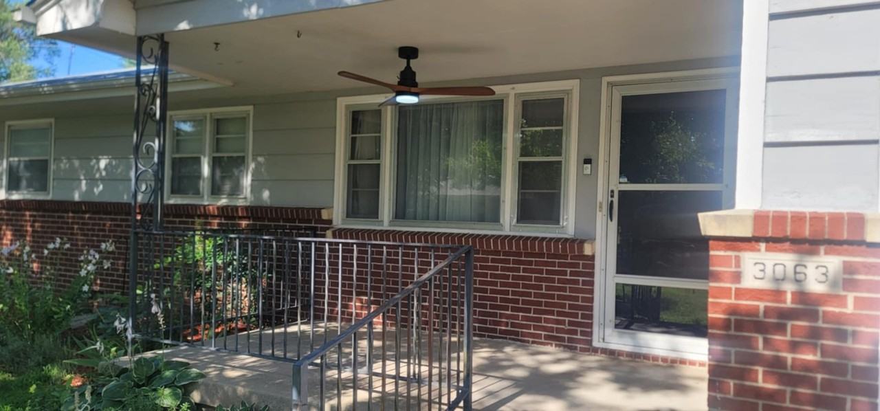 3063 S Bennett Ave - Photo 2 of 17
