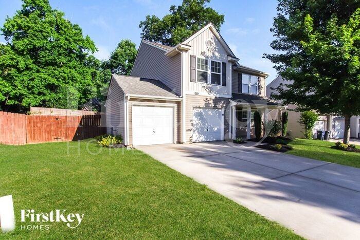 1523 Kellys Landing Dr - Photo 2 of 15