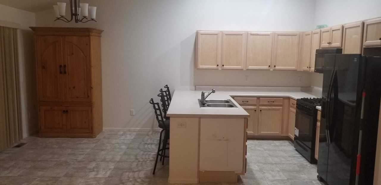 529 El Diente Avenue - Photo 2 of 22