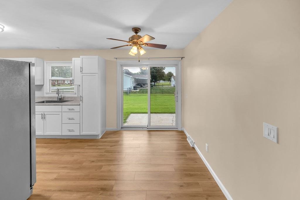 515 Maddox Drive - Photo 3 of 17