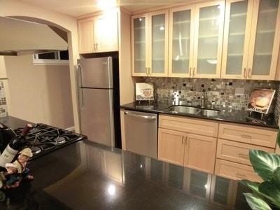 3544 McCoppin Park Ct - Photo 3 of 11