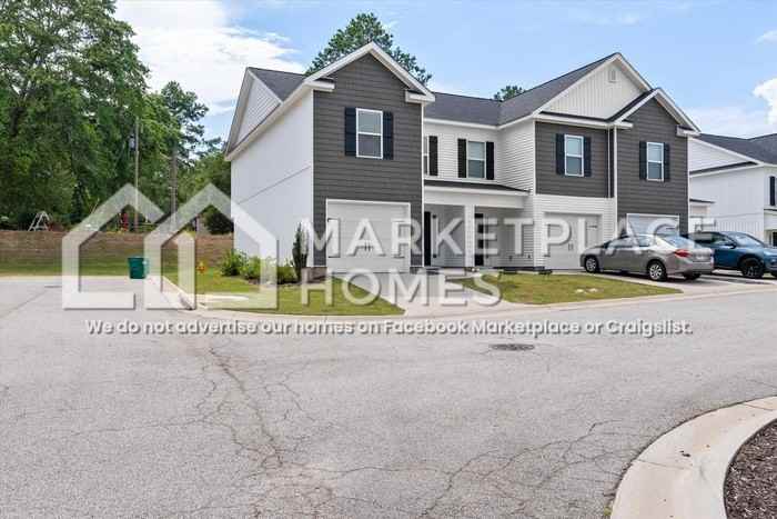 700 Chatsworth Way - Photo 2 of 31