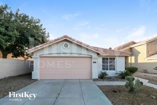 15615 W Watkins St - Photo 1 of 1