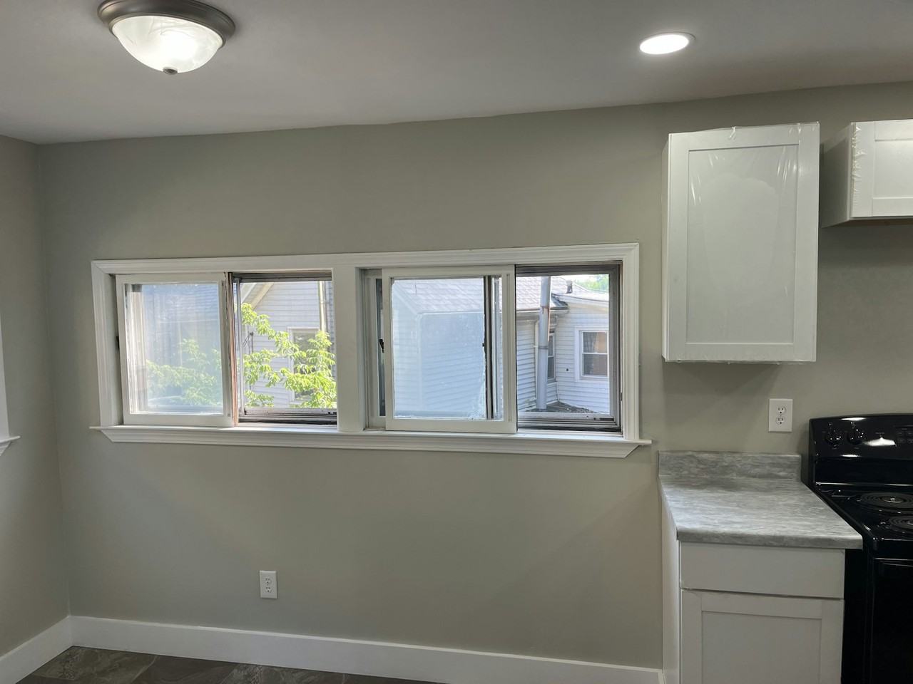 13 Layton St - Photo 3 of 30