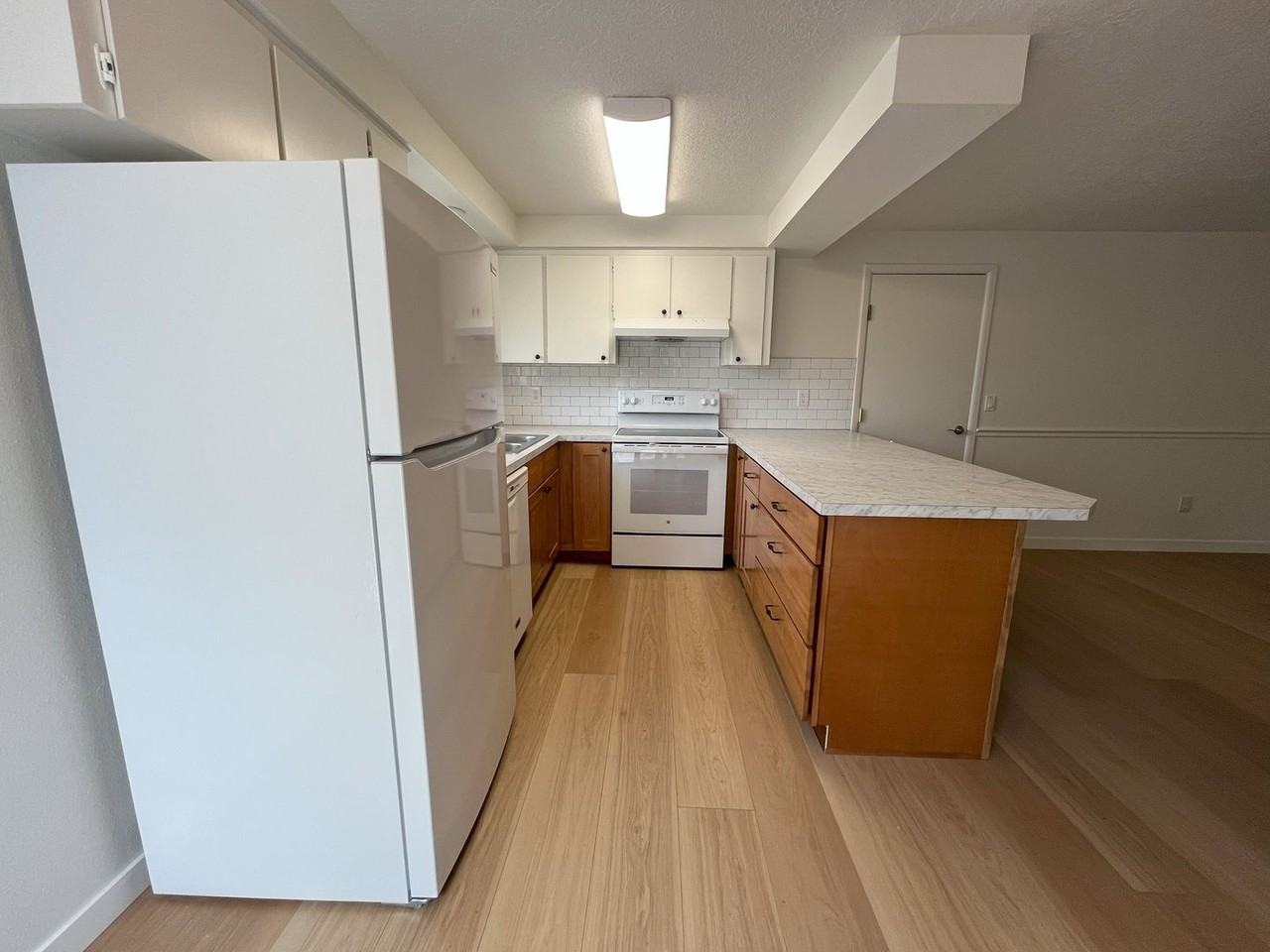 4838 N Harvard St - Photo 5 of 34