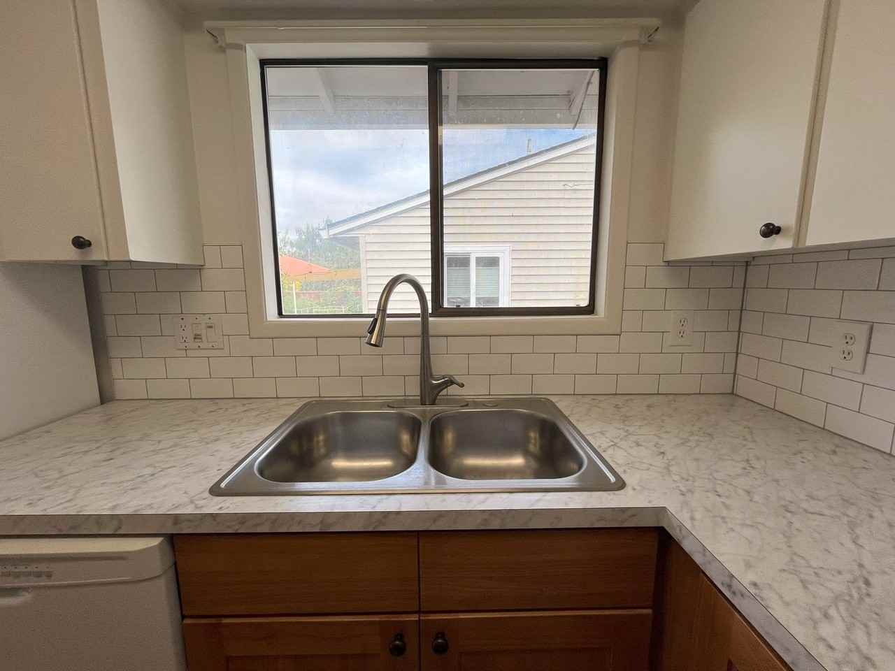 4838 N Harvard St - Photo 7 of 34