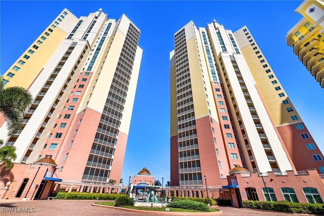 2745 1st St Apt 2703 #2703 - Photo 2 of 34