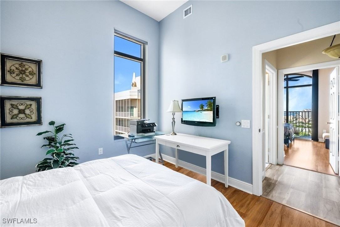 2745 1st St Apt 2703 #2703 - Photo 6 of 34