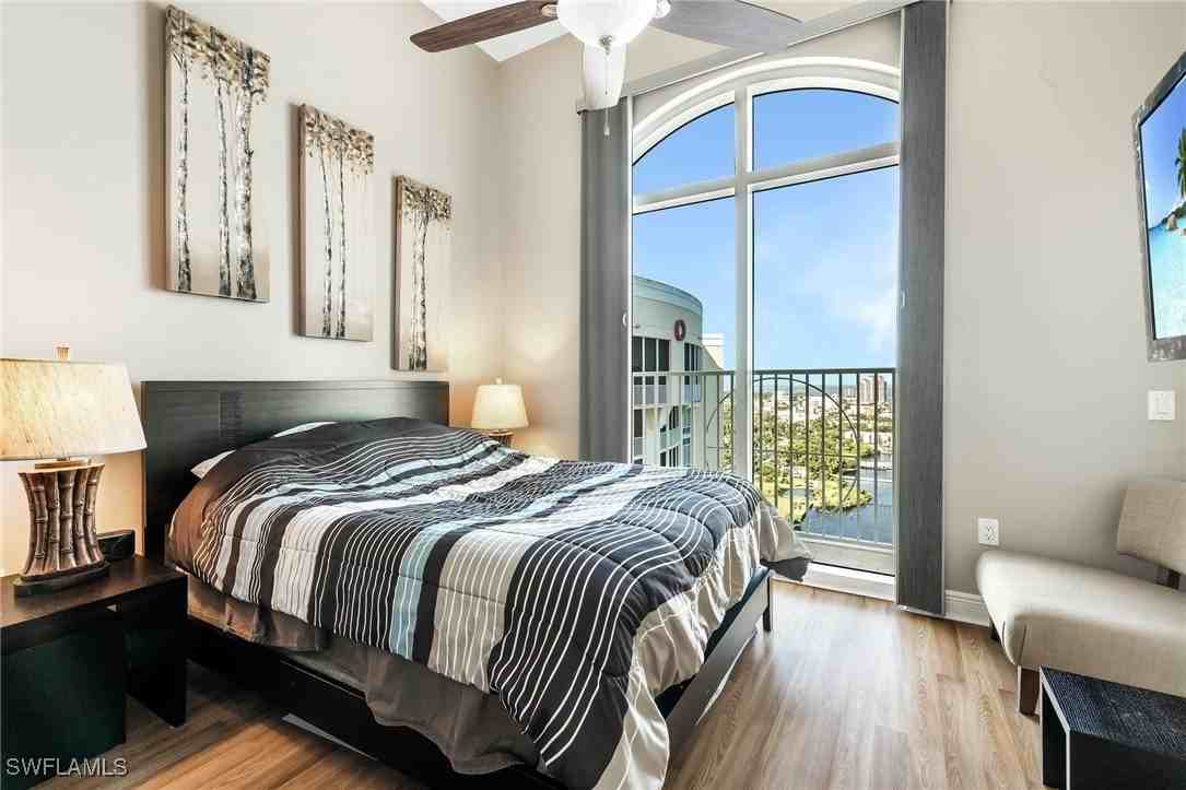 2745 1st St Apt 2703 #2703 - Photo 7 of 34