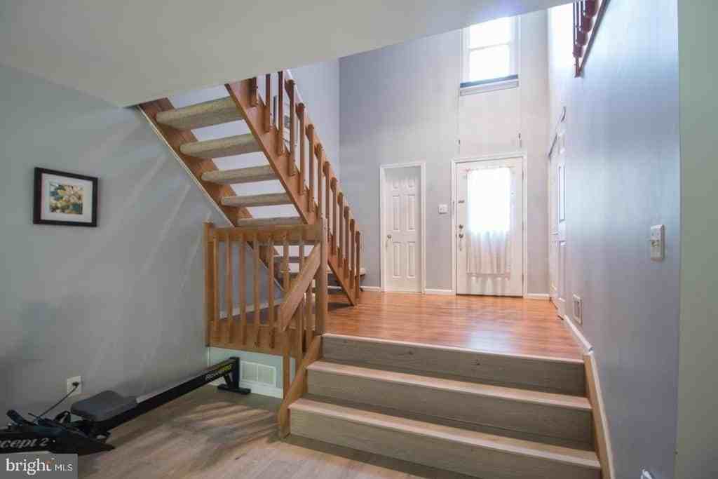 15a 15--B ANDOVER CIRCLE #B - Photo 2 of 14