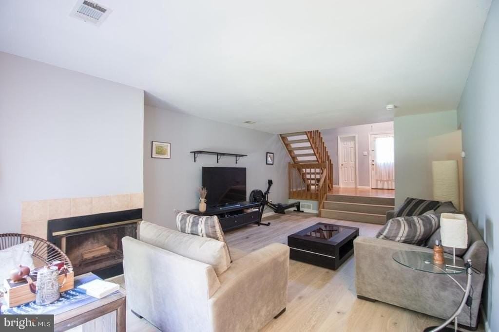 15a 15--B ANDOVER CIRCLE #B - Photo 3 of 14