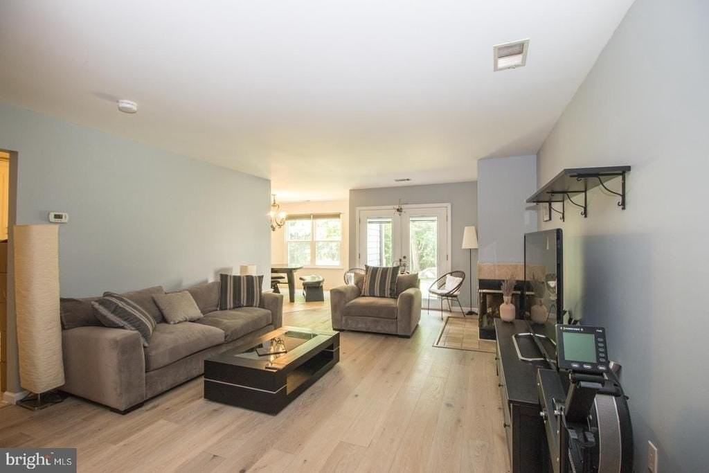 15a 15--B ANDOVER CIRCLE #B - Photo 4 of 14