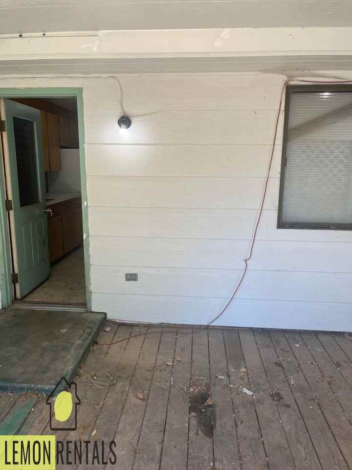 1010 3rd Ave - Photo 6 of 16