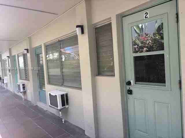 921 Meridian Ave #2 - Photo 2 of 17