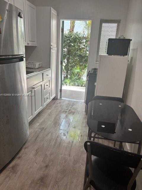 921 Meridian Ave #2 - Photo 7 of 17