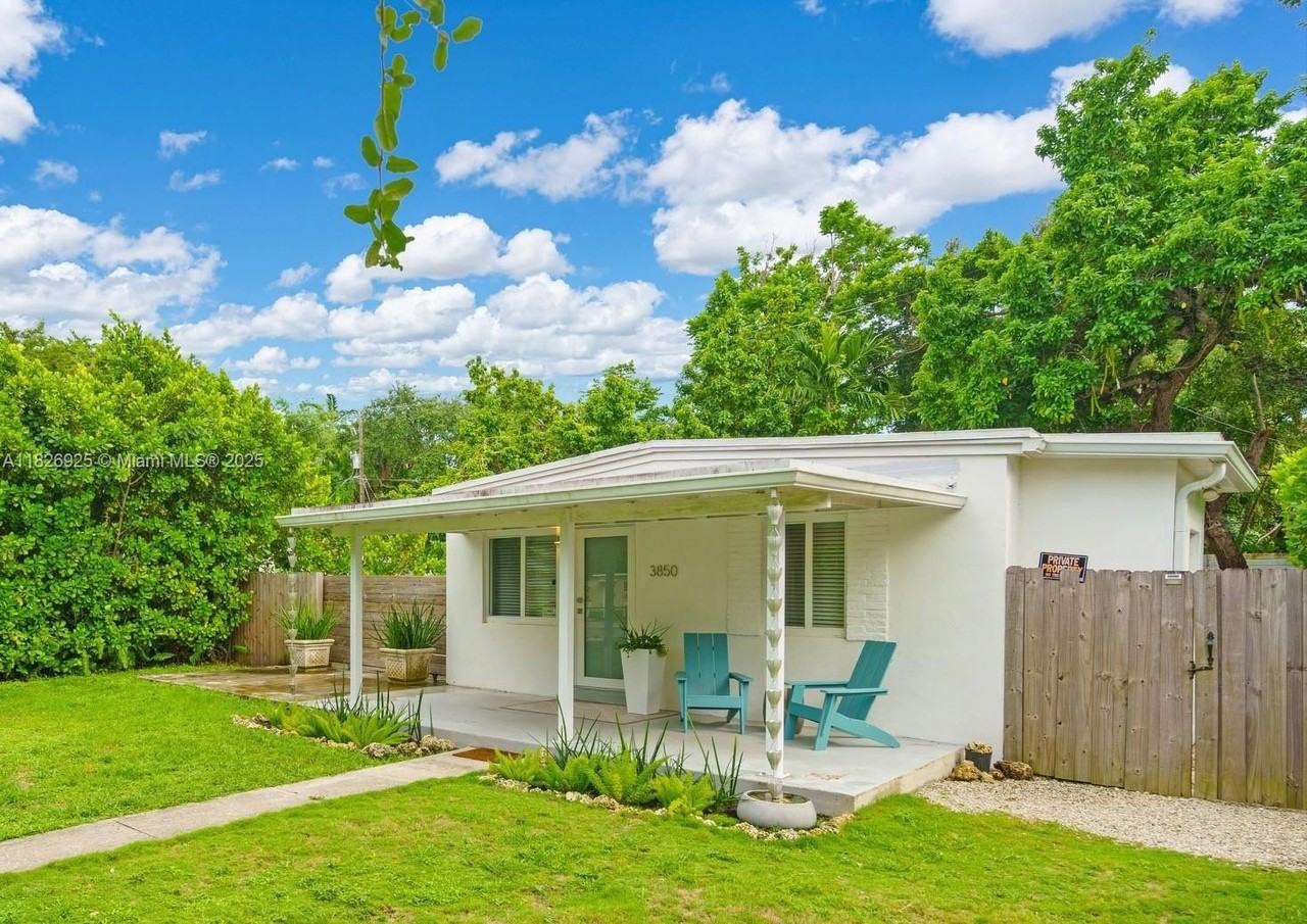 3850 Charles Ter - Photo 6 of 29