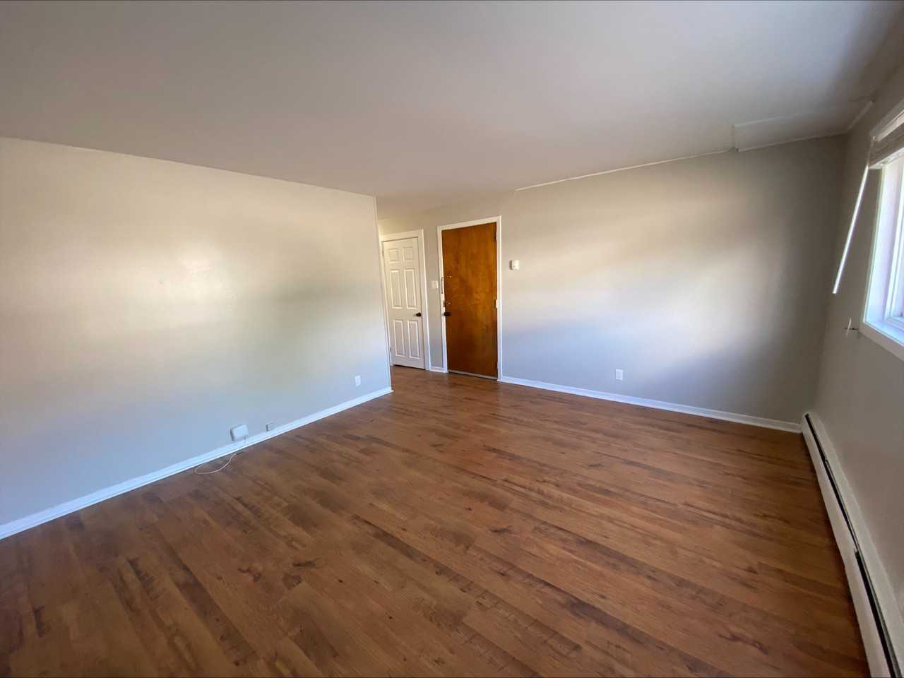 28 Newman St #1 - Photo 3 of 10