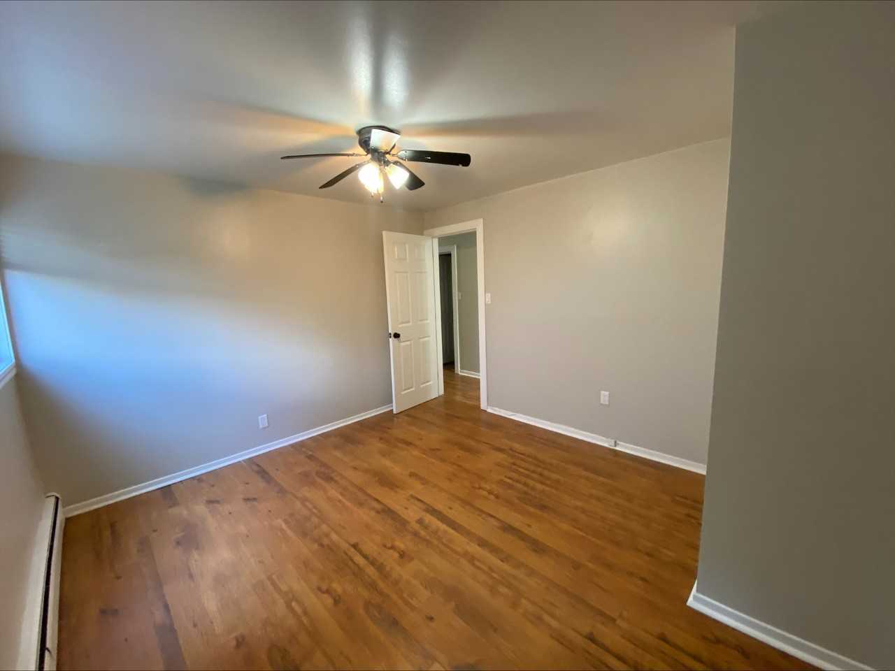 28 Newman St #1 - Photo 6 of 10