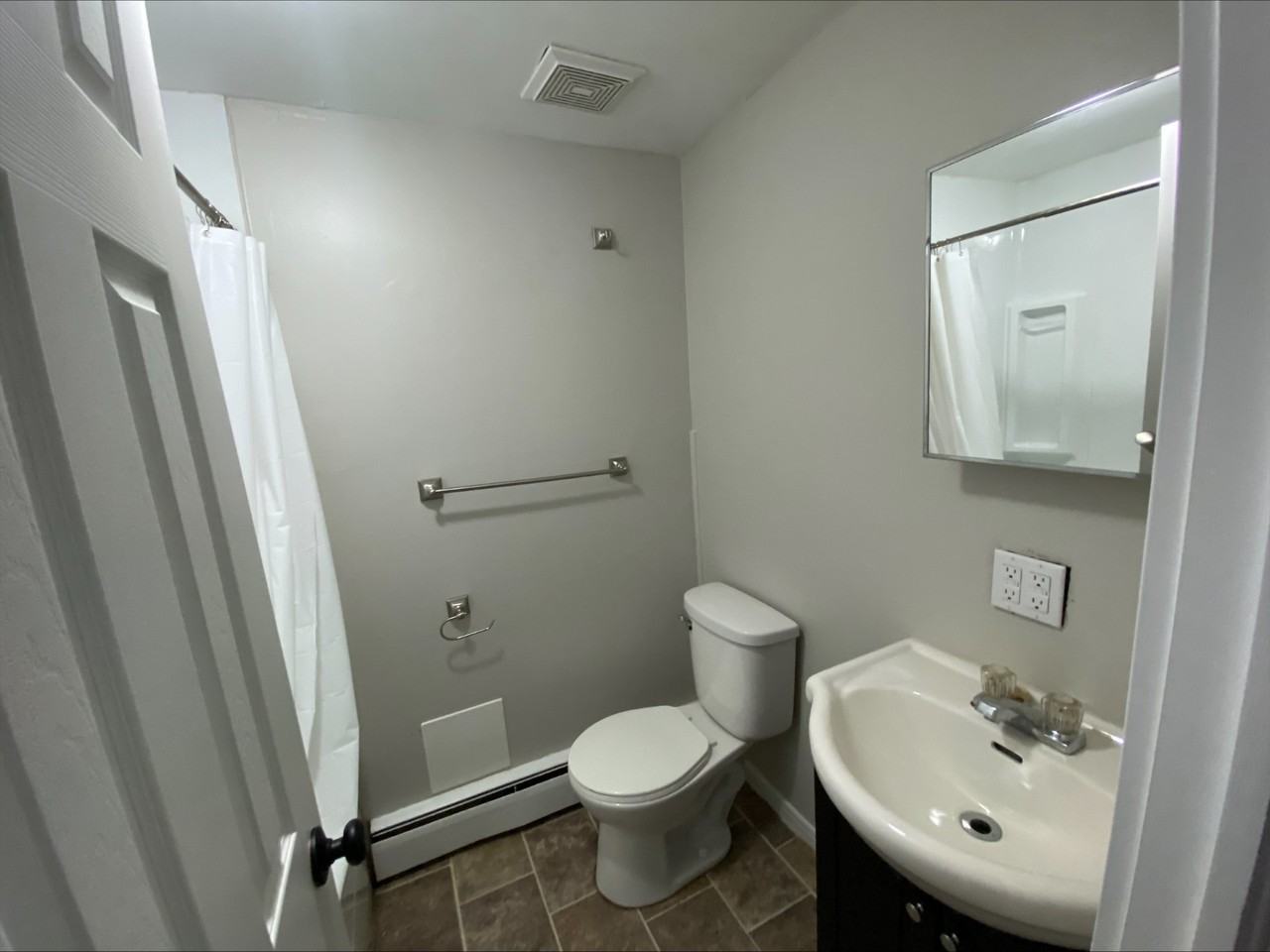 28 Newman St #1 - Photo 7 of 10