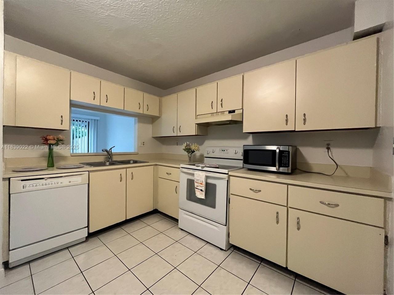 8032 Northwest 29th Street #7 - Photo 2 of 21