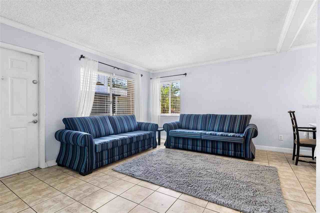 1813 Bough Ave #B - Photo 4 of 23