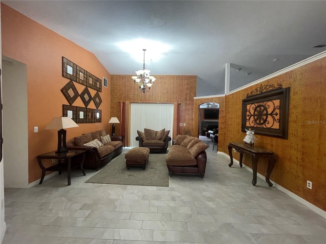 8759 Sw 52nd Ct - Photo 3 of 21