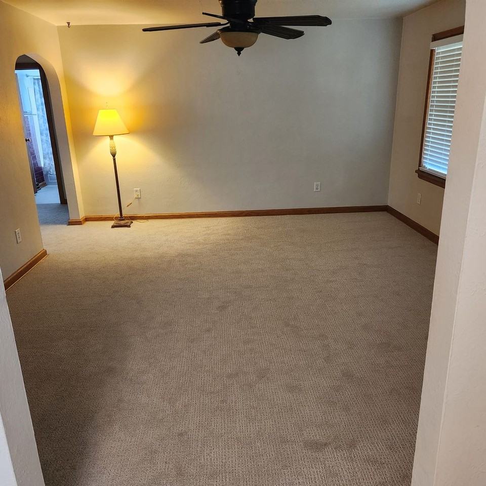 4406 7th Ave - Photo 4 of 15