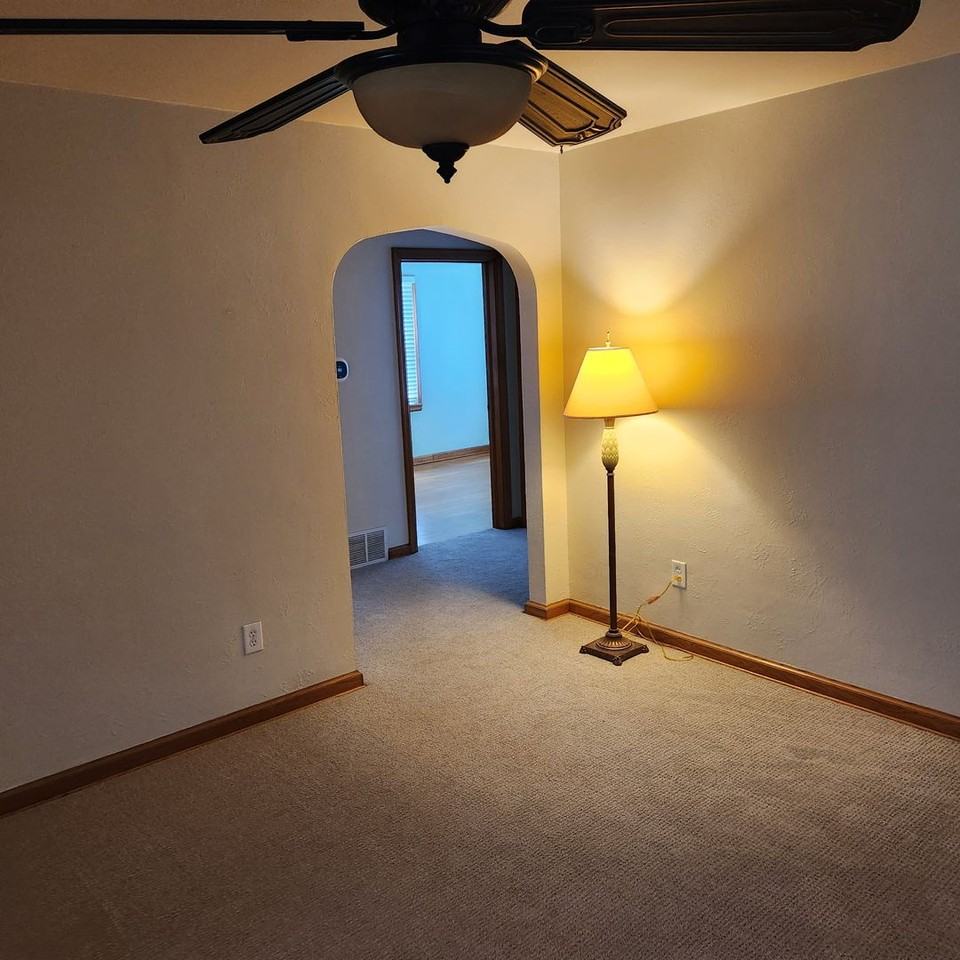 4406 7th Ave - Photo 6 of 15