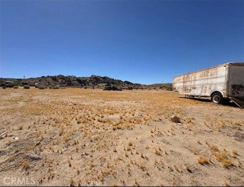 Academy Avenue - Photo 2 of 5