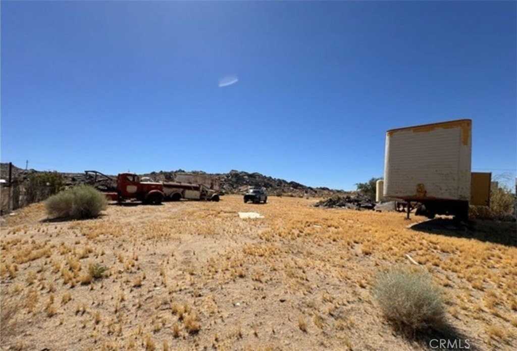 Academy Avenue - Photo 3 of 5