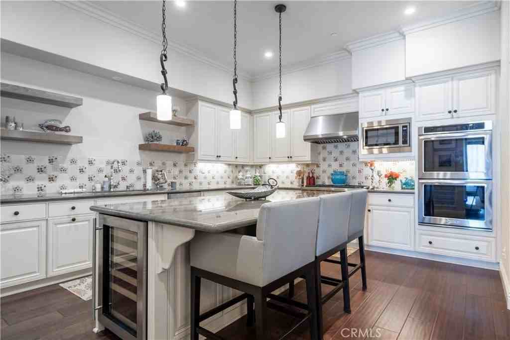 119 Boca De La Playa #A - Photo 6 of 27