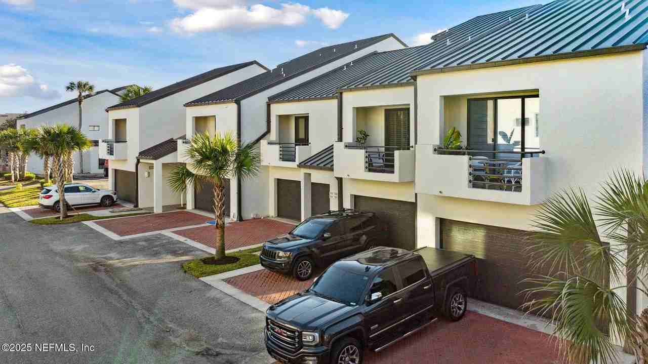 756 Spinnakers Reach Dr - Photo 5 of 50