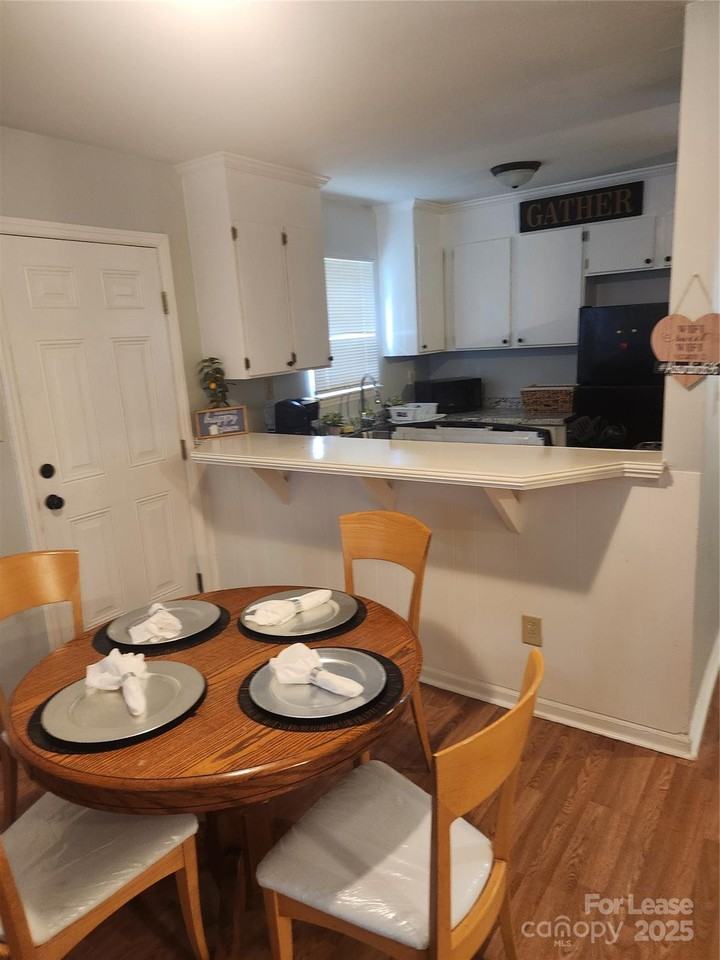 1609 Julia Maulden Pl - Photo 5 of 12